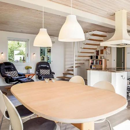 In Tranekaer With Wifi Holiday home *